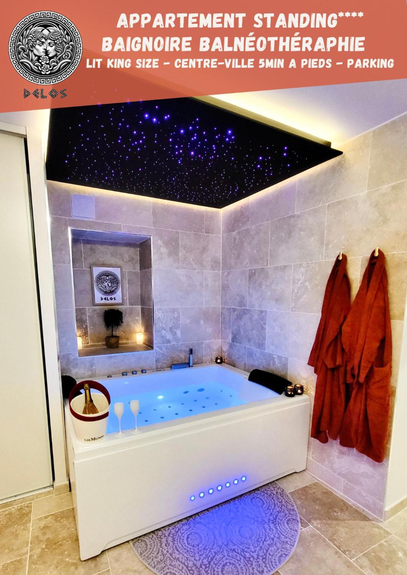 - La Suite Delos - Jacuzzi 2 Places - Centre Ville A Pied - Lit Queen Size - Parking Privee - Wifi - City Center Within Walking Distance - Quimper Eksteriør billede